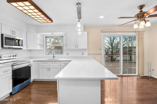 11 Hillside Avenue, Colonie, NY 12205