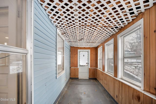 11 Hillside Avenue, Colonie, NY 12205