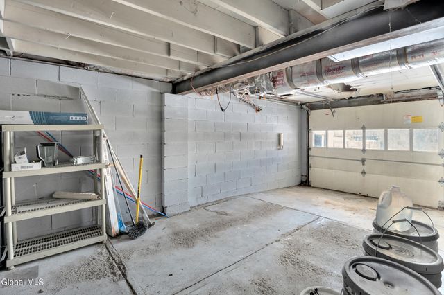 11 Hillside Avenue, Colonie, NY 12205