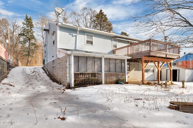 11 Hillside Avenue, Colonie, NY 12205