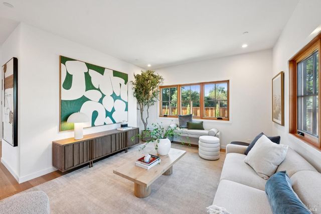 185 Elm Rd, Bolinas, CA 94924