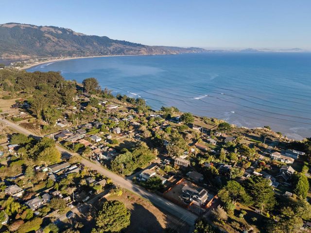 185 Elm Rd, Bolinas, CA 94924