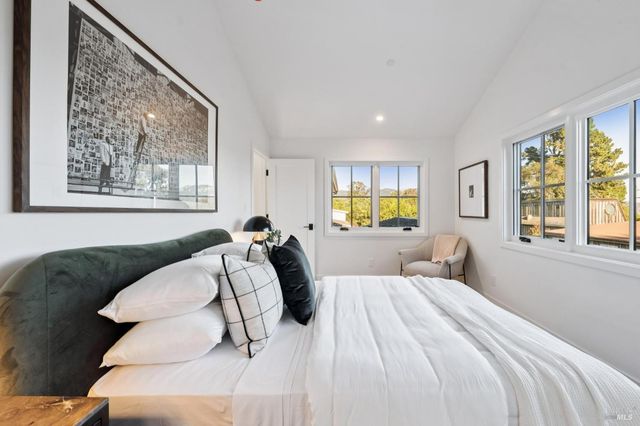 185 Elm Rd, Bolinas, CA 94924