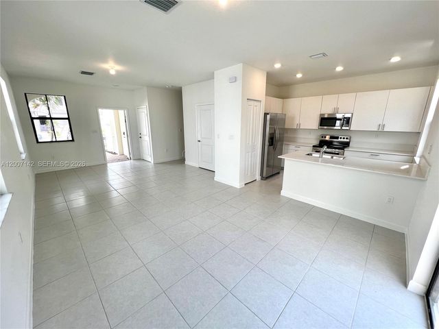 23464 SW 129th Ave, Homestead, FL 33032