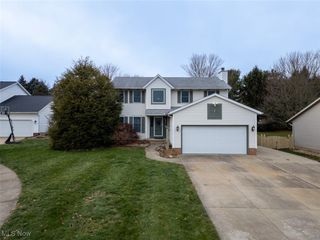 1426 Cherry Wood Circle, Wadsworth, OH 44281