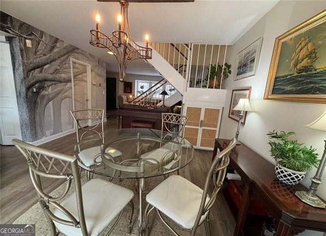 7094 Stonington Drive NE, Sandy Springs, GA 30328