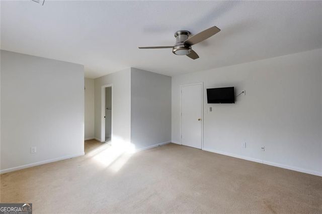 7094 Stonington Drive NE, Sandy Springs, GA 30328