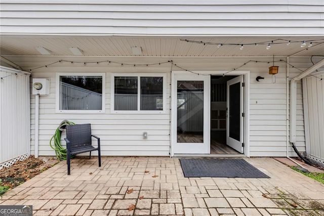 7094 Stonington Drive NE, Sandy Springs, GA 30328