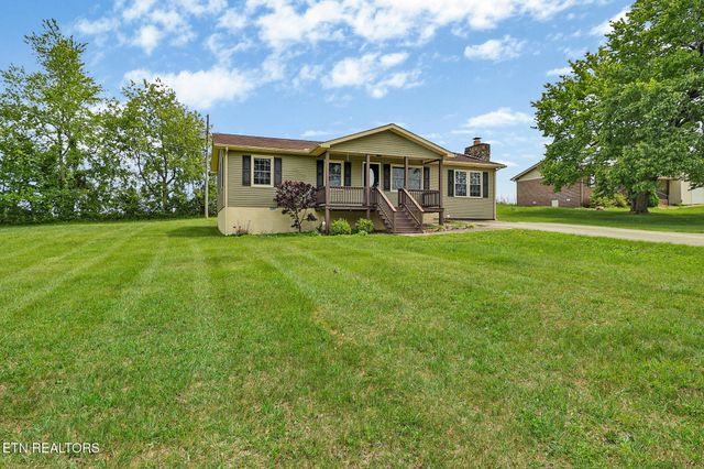 5209 Plateau Rd, Crossville, TN 38571