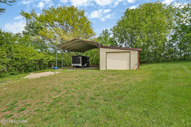 5209 Plateau Rd, Crossville, TN 38571
