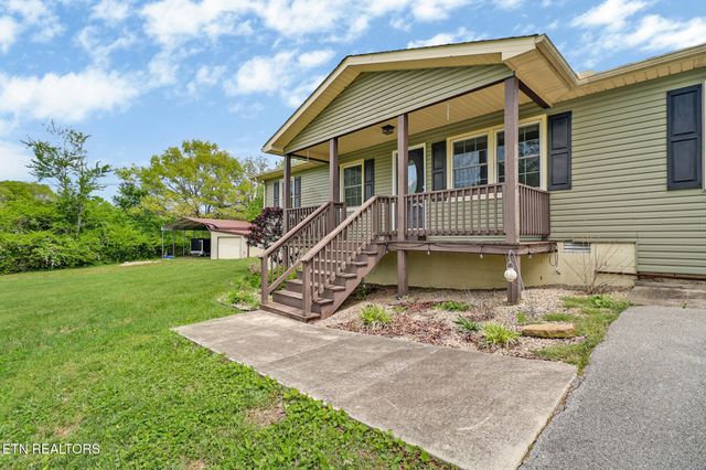 5209 Plateau Rd, Crossville, TN 38571