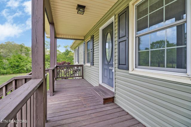 5209 Plateau Rd, Crossville, TN 38571