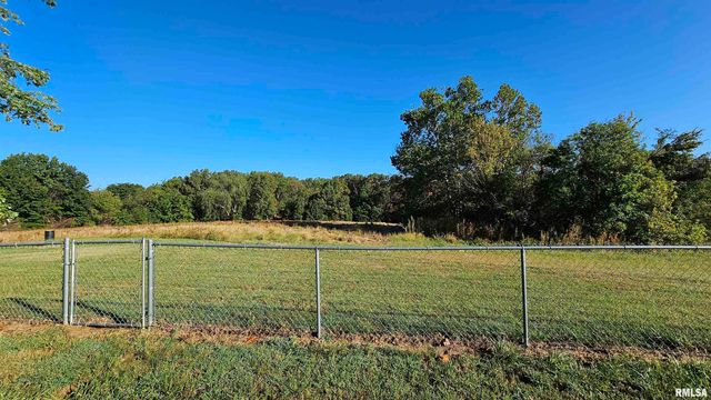 14228 Lake Of Egypt Road, Marion, IL 62959