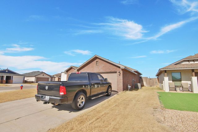 1716 133rd Street, Lubbock, TX 79423