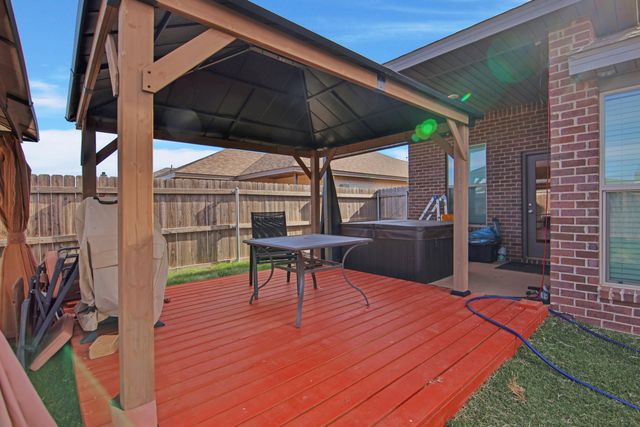 1716 133rd Street, Lubbock, TX 79423