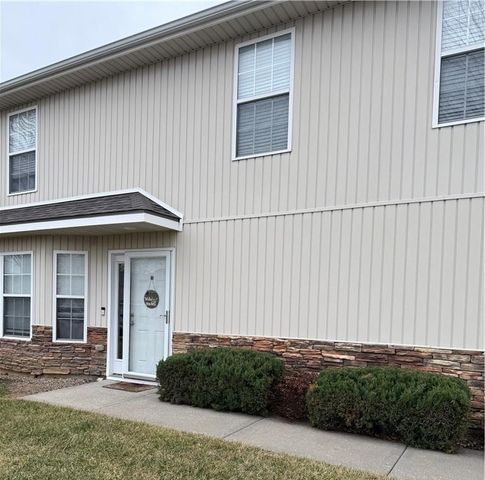 21032 Millridge Street, Spring Hill, KS 66083