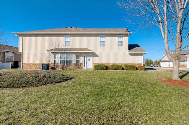 21032 Millridge Street, Spring Hill, KS 66083