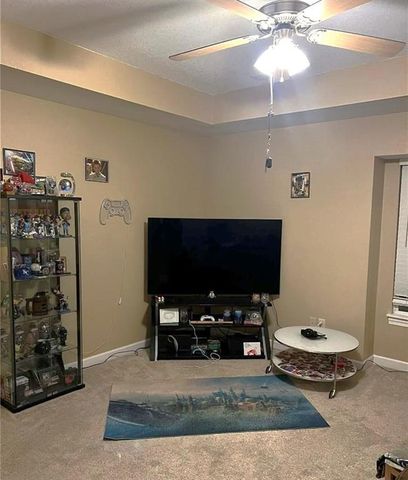 21032 Millridge Street, Spring Hill, KS 66083