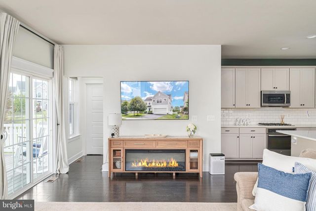 146 BLACKFORD DR, Stephenson, VA 22656
