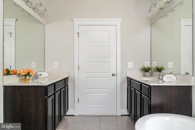 146 BLACKFORD DR, Stephenson, VA 22656