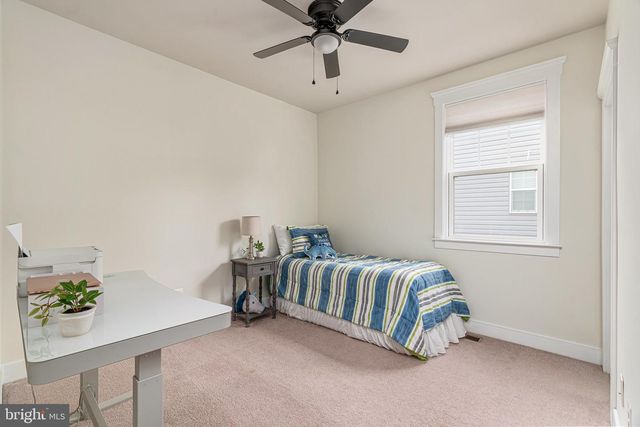 146 BLACKFORD DR, Stephenson, VA 22656