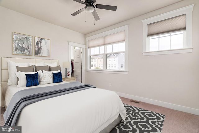 146 BLACKFORD DR, Stephenson, VA 22656
