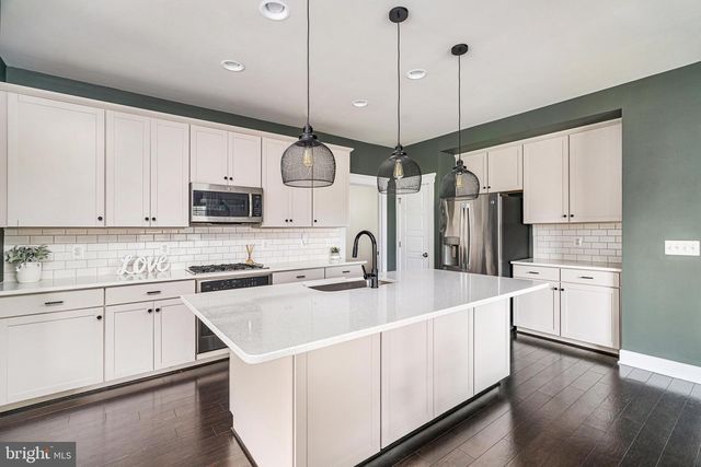 146 BLACKFORD DR, Stephenson, VA 22656