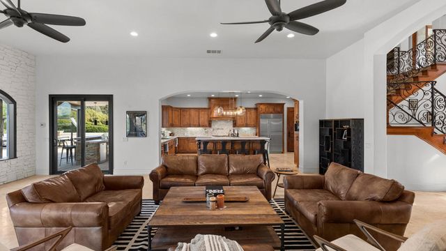33120 Vino Way, Temecula, CA 92591