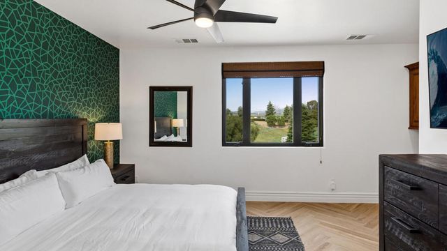 33120 Vino Way, Temecula, CA 92591
