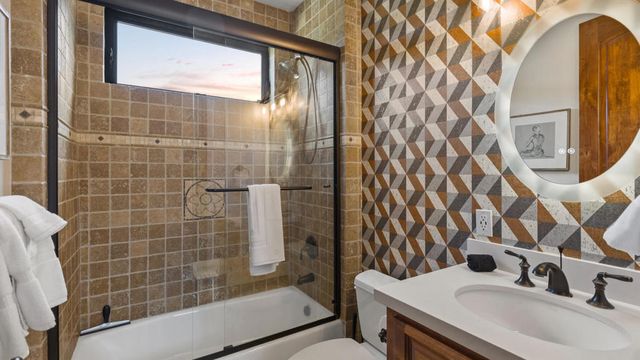 33120 Vino Way, Temecula, CA 92591