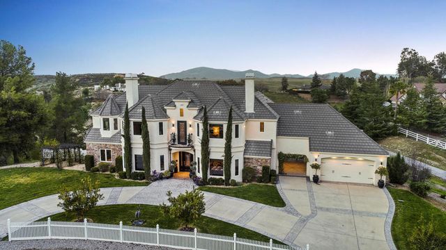 33120 Vino Way, Temecula, CA 92591