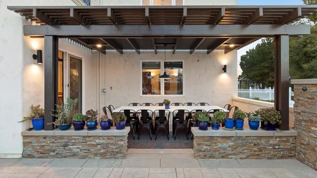 33120 Vino Way, Temecula, CA 92591