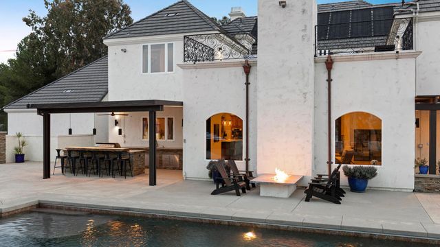 33120 Vino Way, Temecula, CA 92591