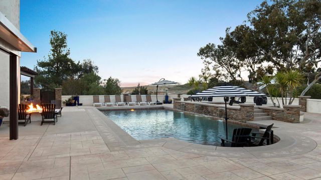 33120 Vino Way, Temecula, CA 92591