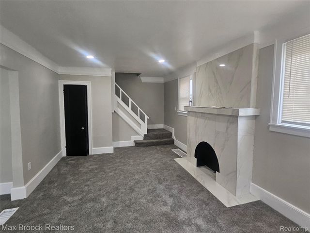 13942 Whitcomb Street, Detroit, MI 48227