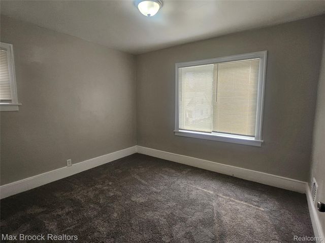 13942 Whitcomb Street, Detroit, MI 48227