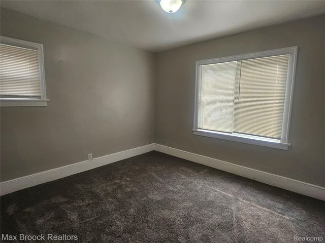 13942 Whitcomb Street, Detroit, MI 48227