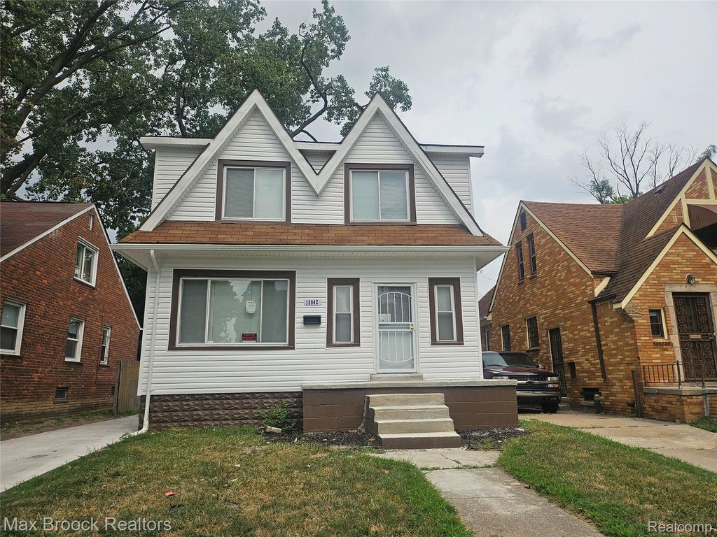 13942 Whitcomb Street, Detroit, MI 48227