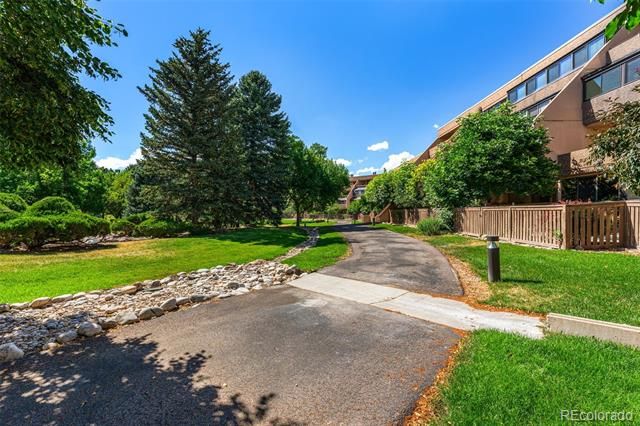 7000 E Quincy Avenue B-204, Denver, CO 80237
