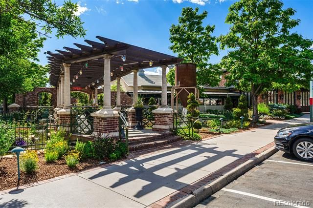 7000 E Quincy Avenue B-204, Denver, CO 80237