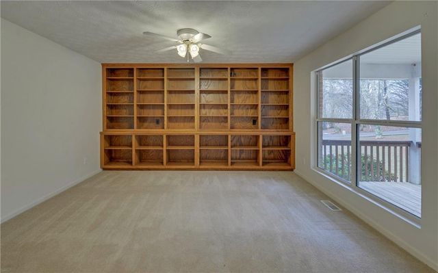 133 Elkmont Drive, Dahlonega, GA 30533