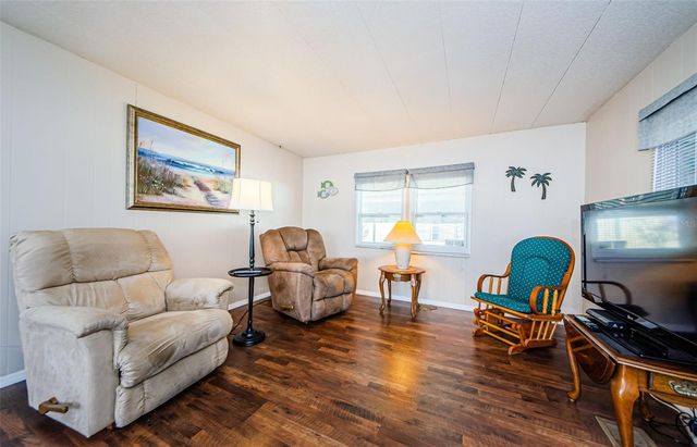 39820 US HIGHWAY 19 N 15, Tarpon Springs, FL 34689