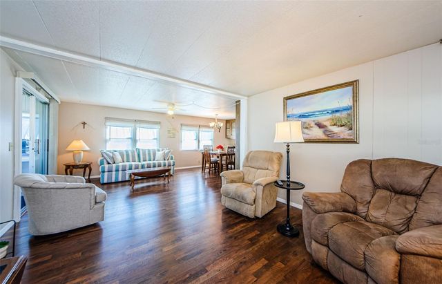 39820 US HIGHWAY 19 N 15, Tarpon Springs, FL 34689