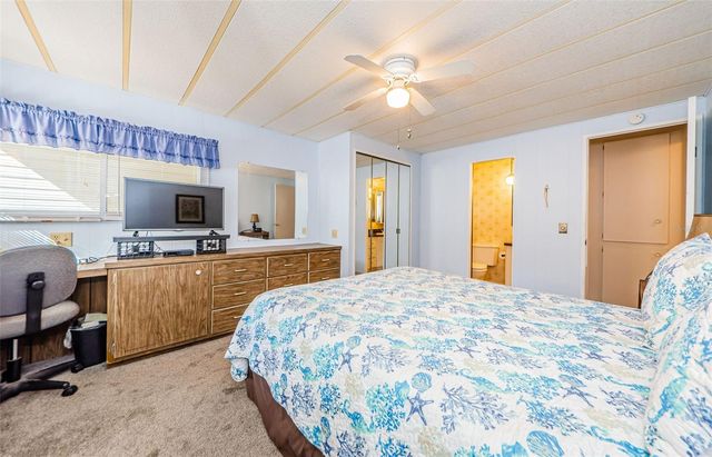 39820 US HIGHWAY 19 N 15, Tarpon Springs, FL 34689