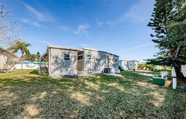 39820 US HIGHWAY 19 N 15, Tarpon Springs, FL 34689