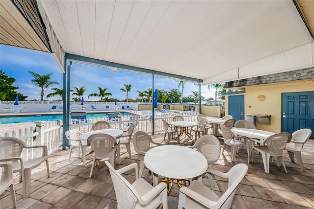 39820 US HIGHWAY 19 N 15, Tarpon Springs, FL 34689
