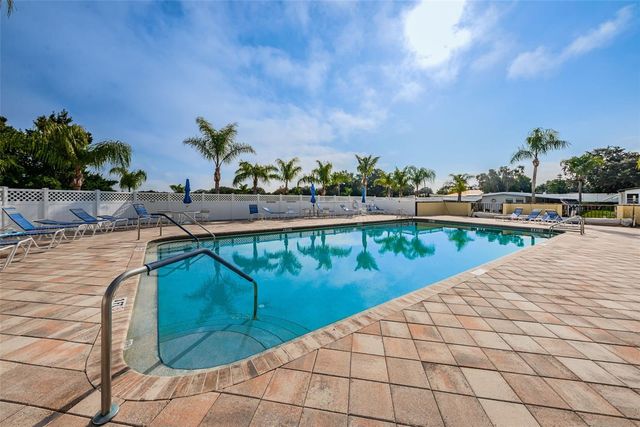 39820 US HIGHWAY 19 N 15, Tarpon Springs, FL 34689
