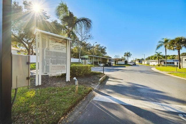 39820 US HIGHWAY 19 N 15, Tarpon Springs, FL 34689