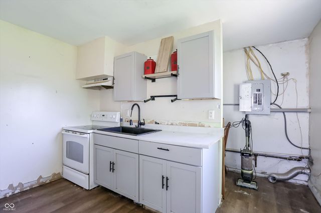 57 14th Street, Franklin, IN 46131