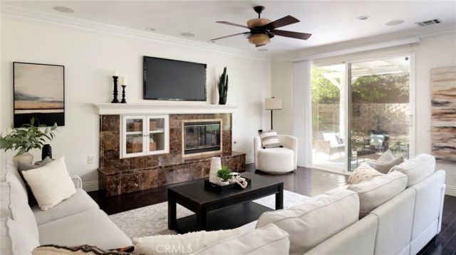 24589 Lola, Newhall, CA 91321